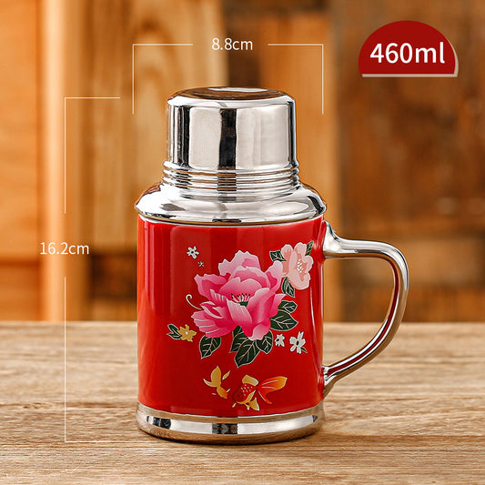Old-fashioned medium-style mug